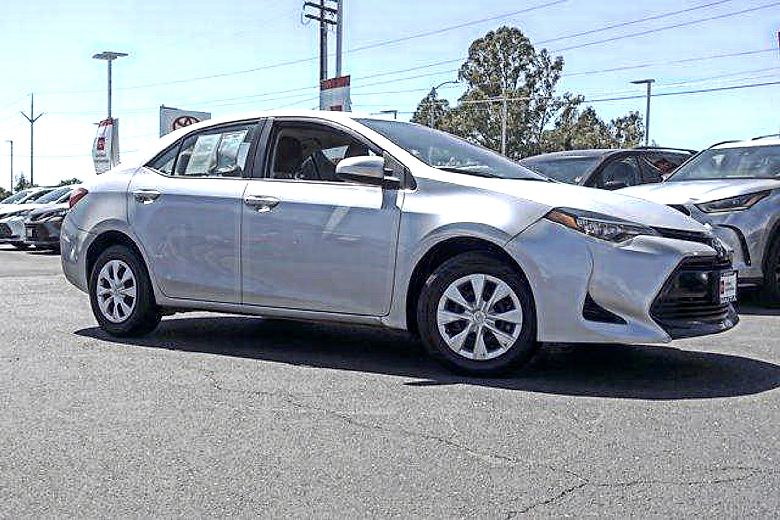Used 2017 Toyota Corolla L FWD image 4