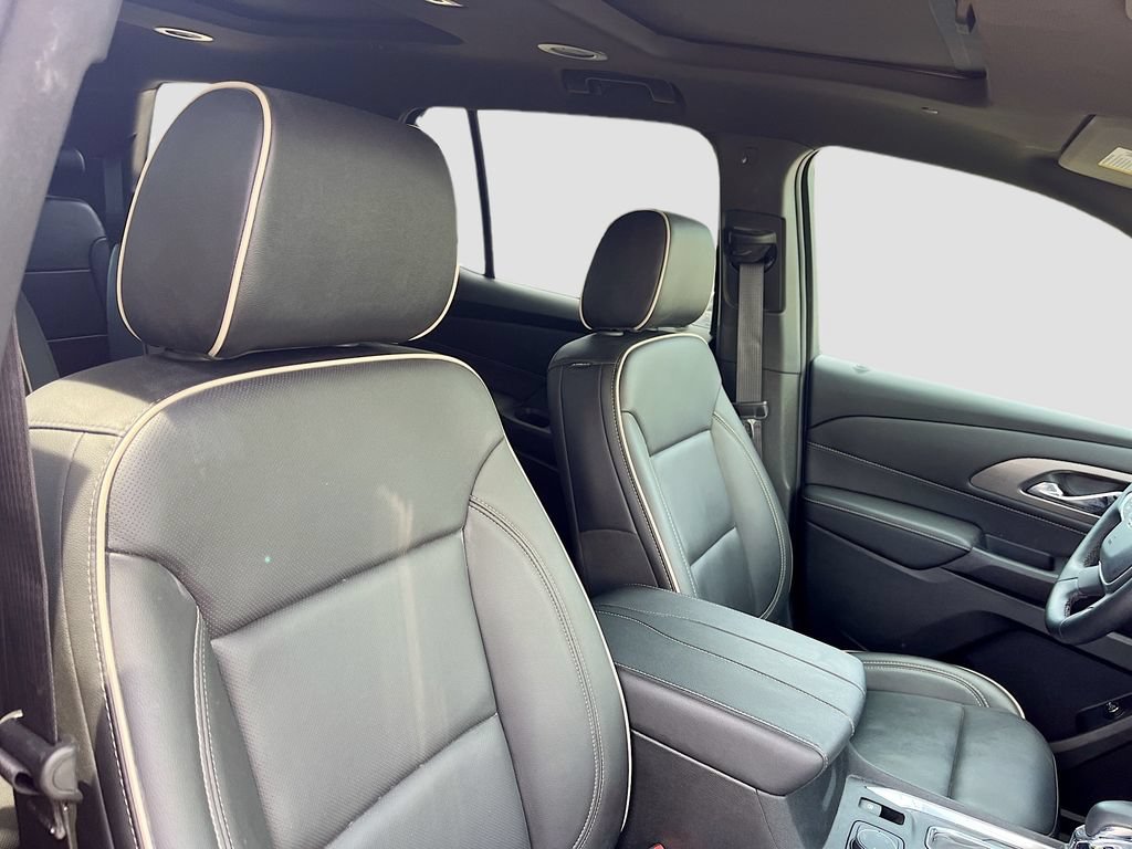 Used 2023 Chevrolet Traverse Premier AWD/4WD image 31