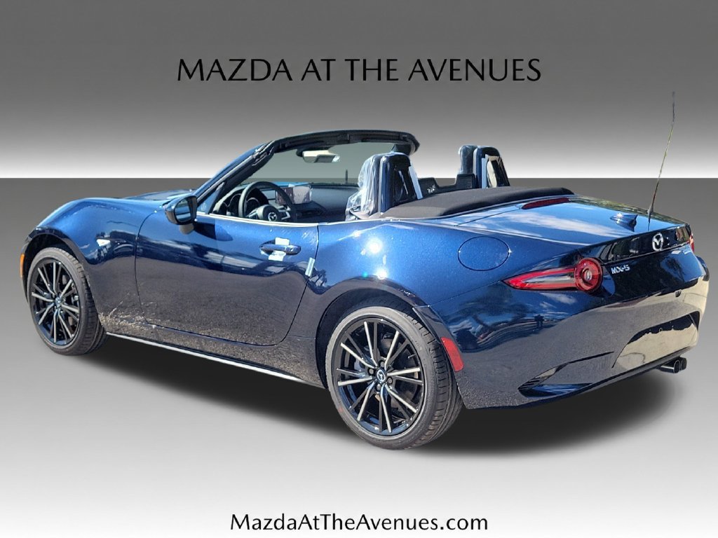 New 2026 MAZDA MX-5 Miata Grand Touring RWD image 5