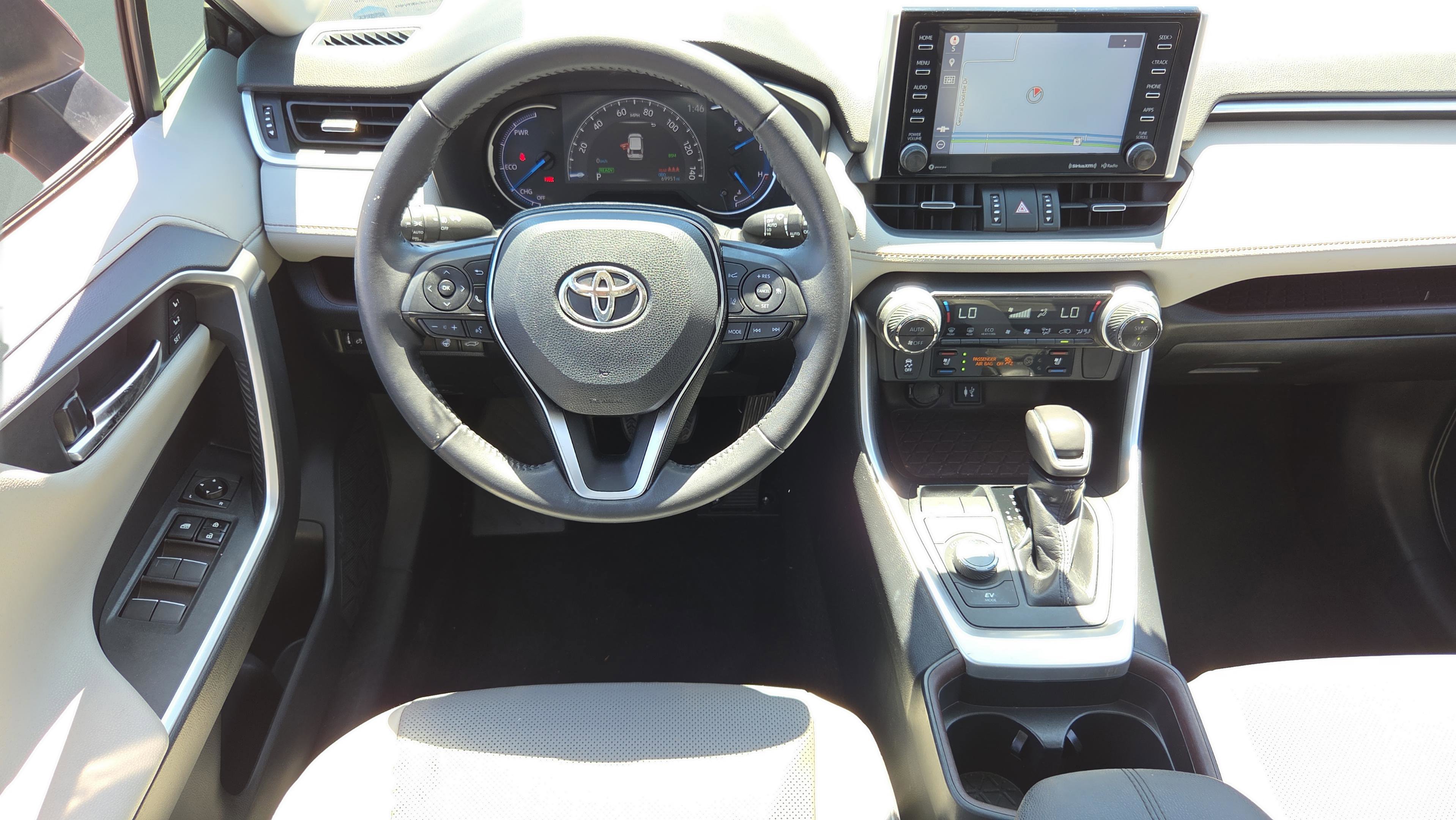 Used 2019 Toyota RAV4 Limited w/ Limited Grade Weather Package AWD/4WD image 12