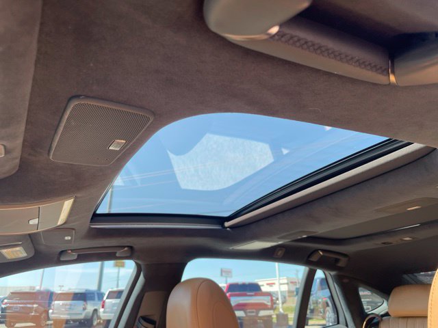 Used 2022 Lexus LS 500 w/ Interior Upgrade Package RWD image 23