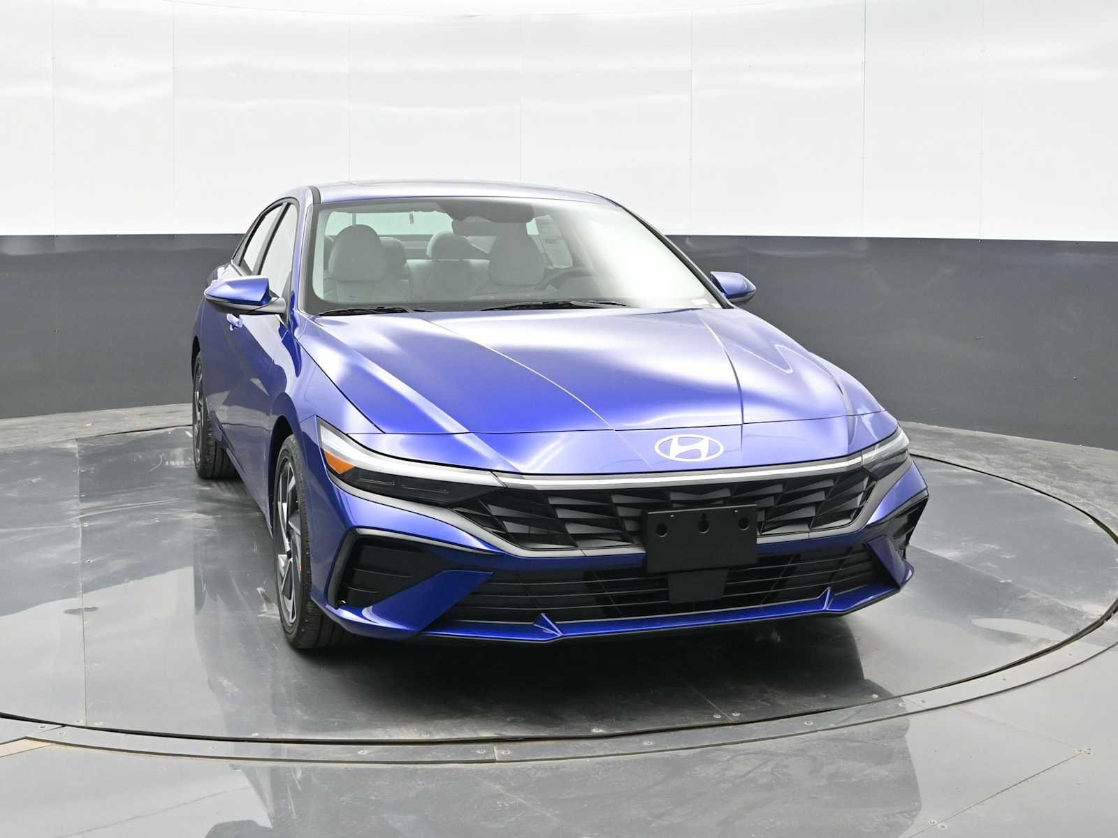 New 2026 Hyundai Elantra Limited video 2