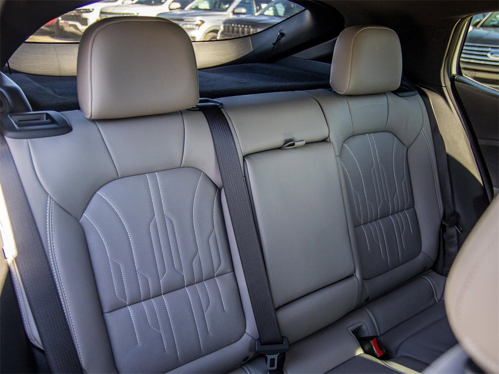 Certified 2025 Buick Envista Avenir image 20