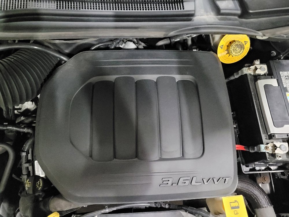 Used 2019 Dodge Grand Caravan SXT image 30
