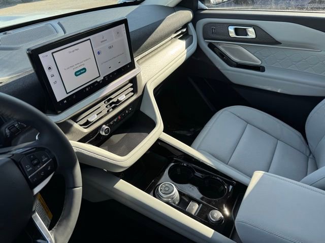 New 2026 Ford Explorer Platinum w/ LUX Leather Package AWD/4WD image 15