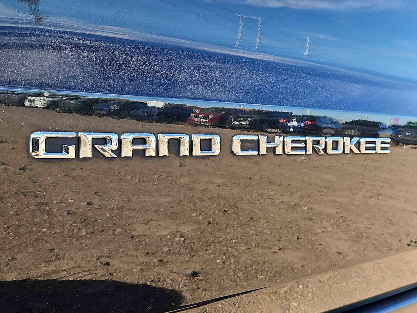 Used 2014 Jeep Grand Cherokee Laredo w/ 18" Wheel & 8.4" Radio Group image 13