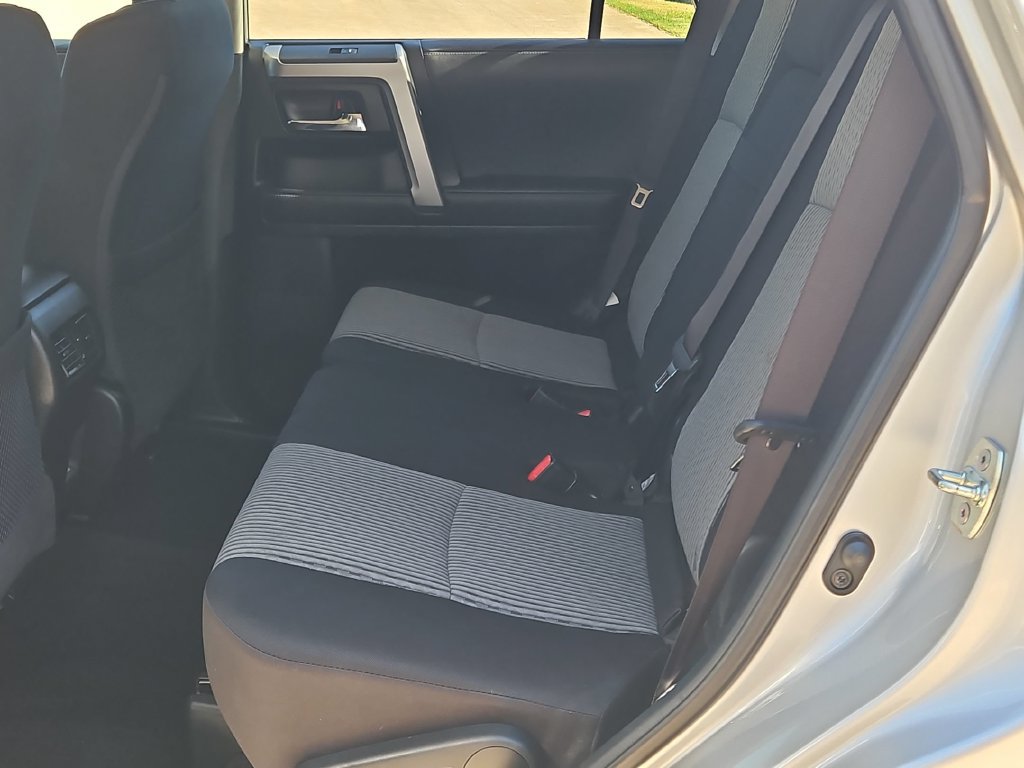 Used 2023 Toyota 4Runner SR5 AWD/4WD image 17