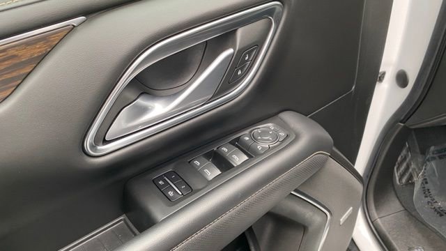 Used 2022 Chevrolet Tahoe Premier w/ Premium Package image 14