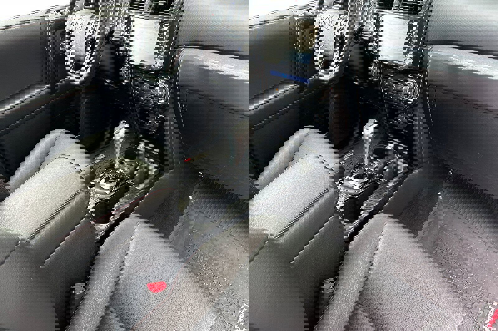 Used 2020 Toyota 4Runner TRD Pro AWD/4WD image 18