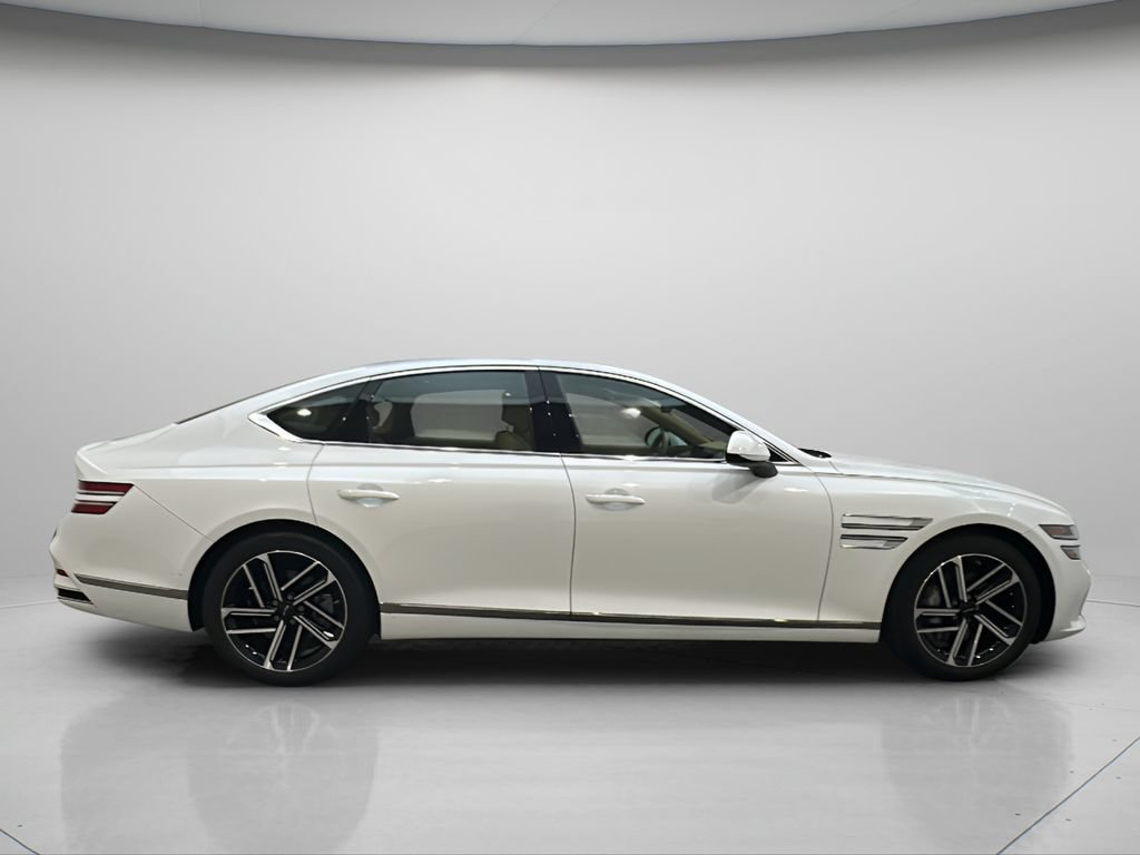 Certified 2025 Genesis G80 2.5T Advanced AWD/4WD image 8