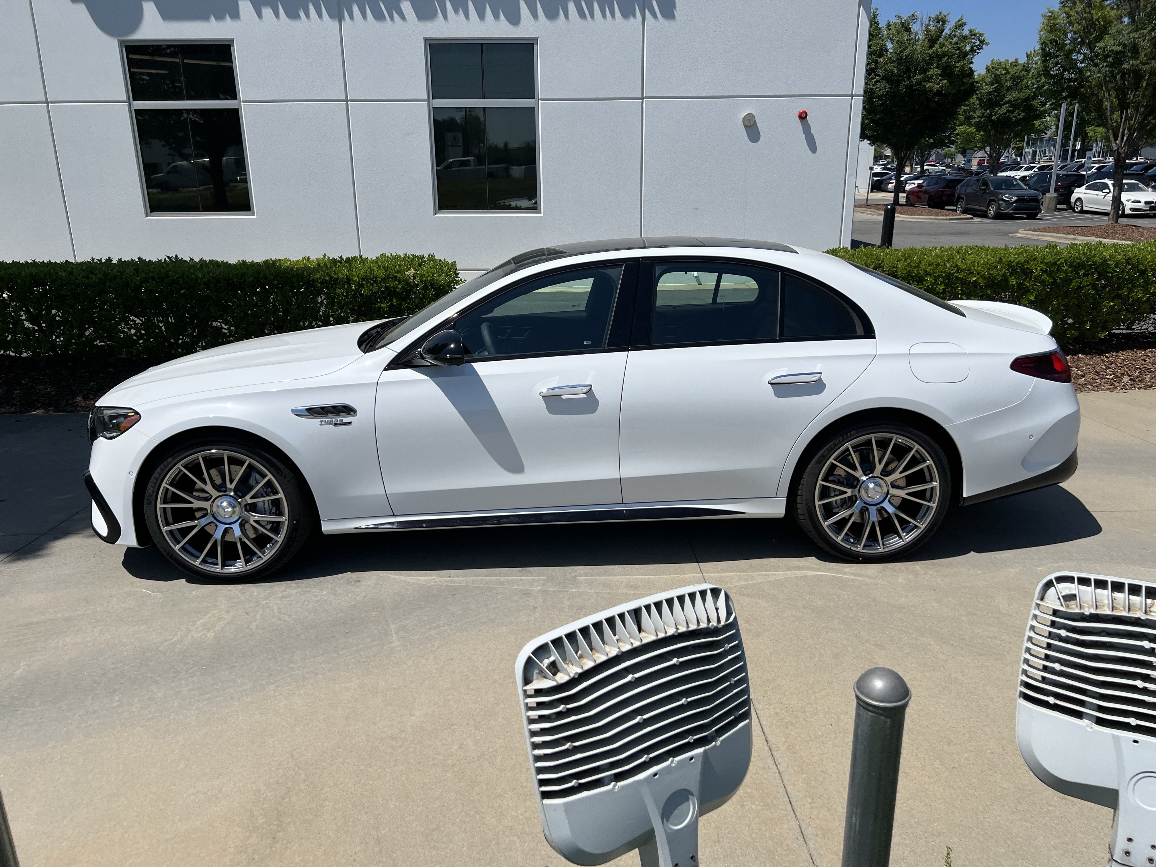 New 2026 Mercedes-Benz E 53 AMG e 4MATIC Sedan image 6