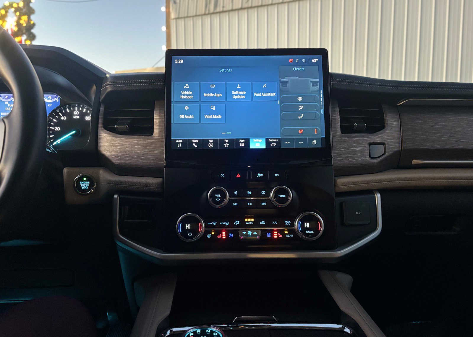 Certified 2024 Ford Expedition Max Limited AWD/4WD image 46