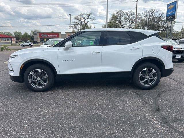 New 2024 Chevrolet Blazer LT AWD/4WD image 8