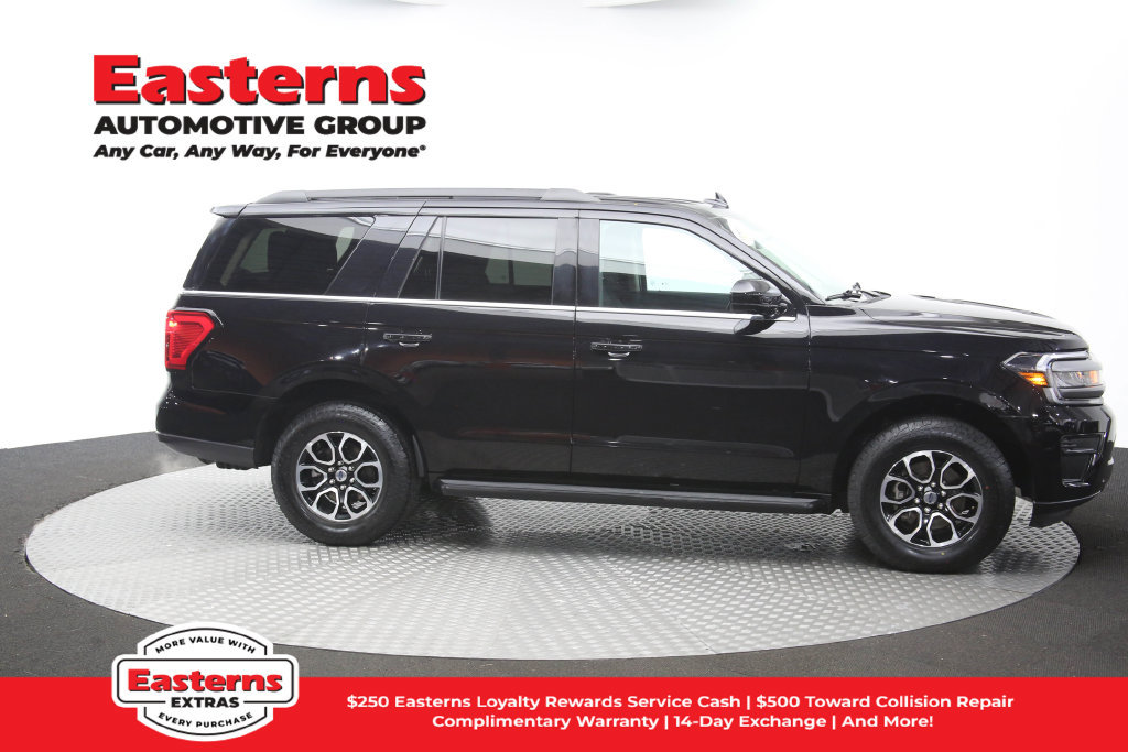 Used 2024 Ford Expedition XLT RWD image 46