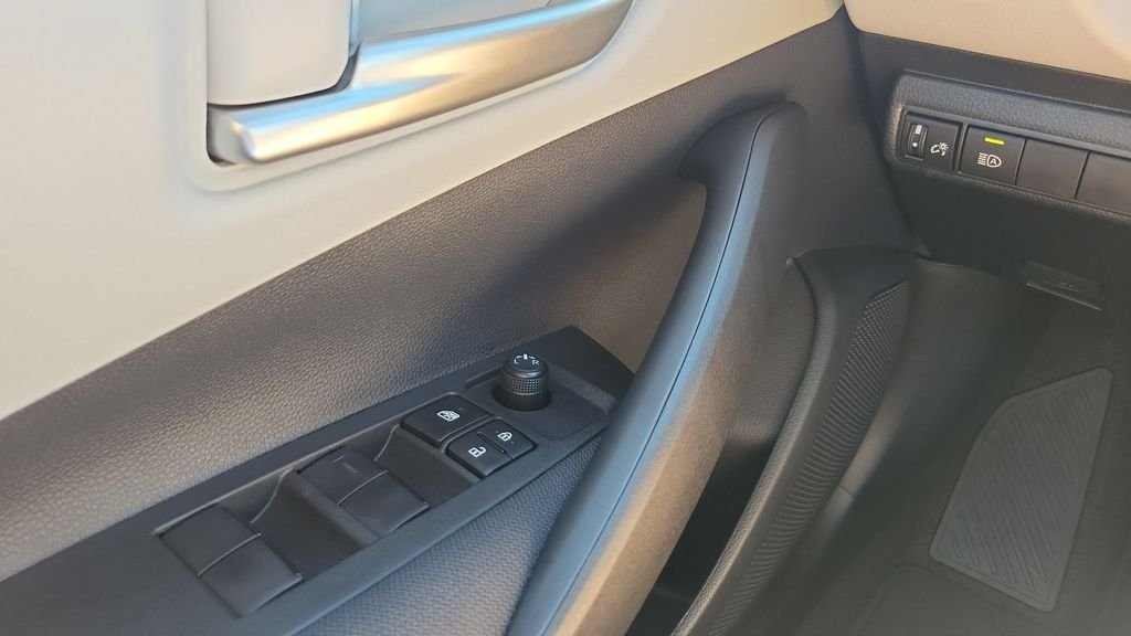 New 2026 Toyota Corolla SE FWD image 22