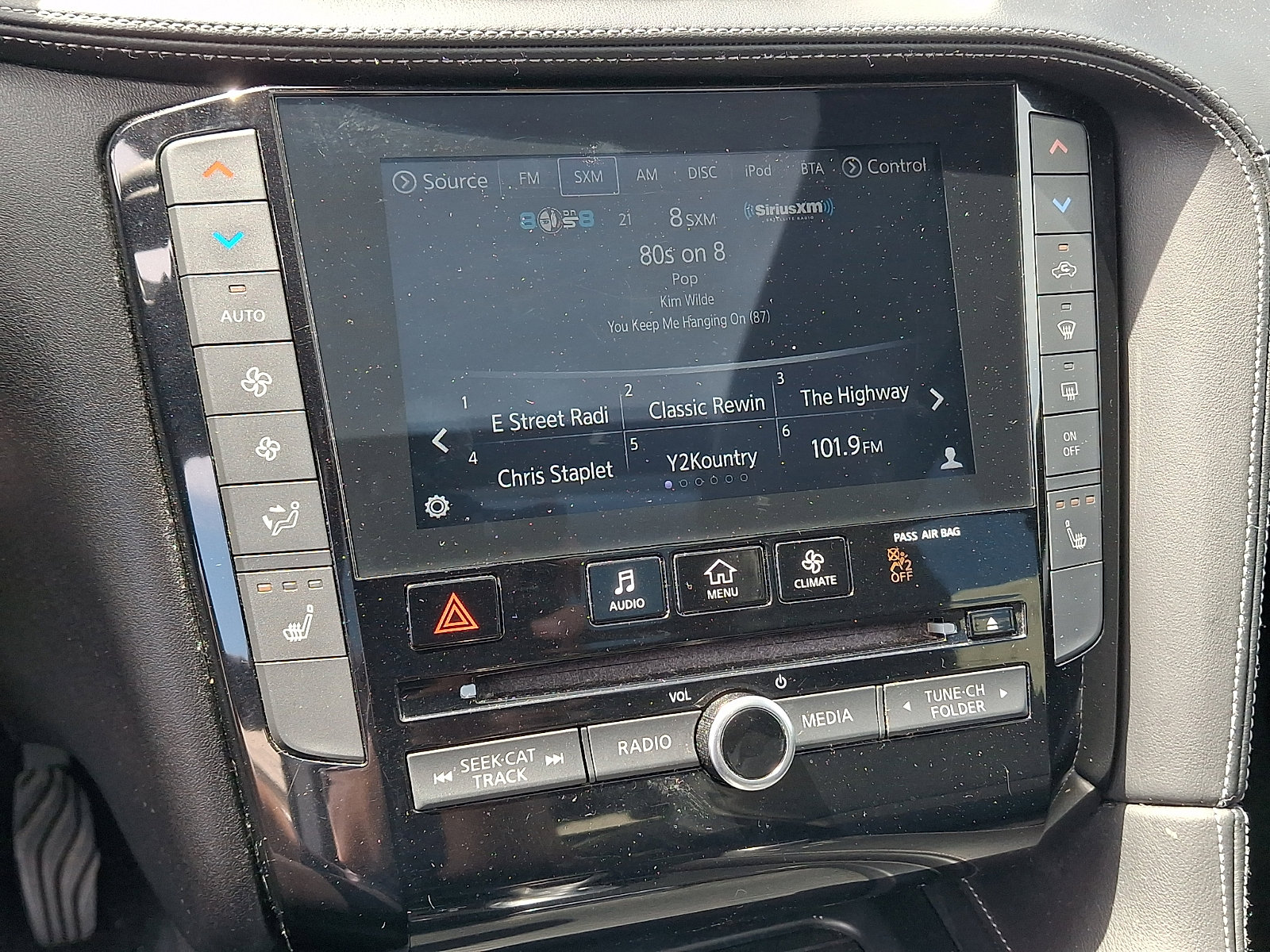 Certified 2019 INFINITI QX50 Luxe w/ Cargo Package AWD/4WD image 18