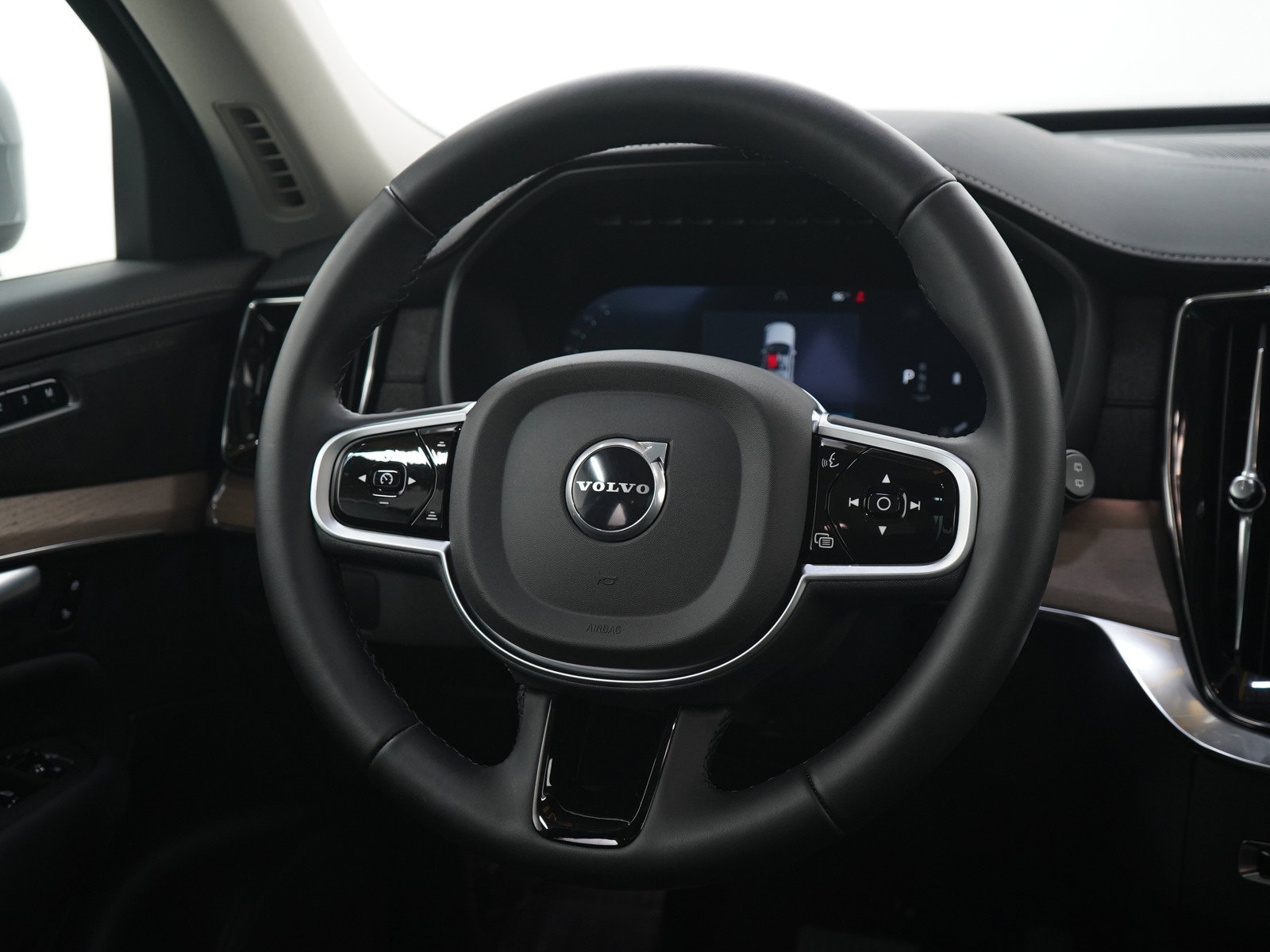 Used 2026 Volvo XC90 B6 Plus AWD/4WD image 18