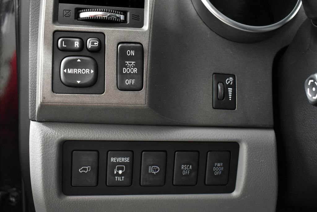 Used 2010 Toyota Sequoia Platinum image 11