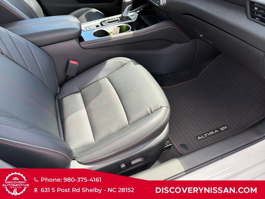 Certified 2024 Nissan Altima 2.0 SR FWD image 43