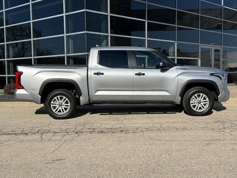 Used 2025 Toyota Tundra SR5 w/ SR5 Convenience Package AWD/4WD image 2