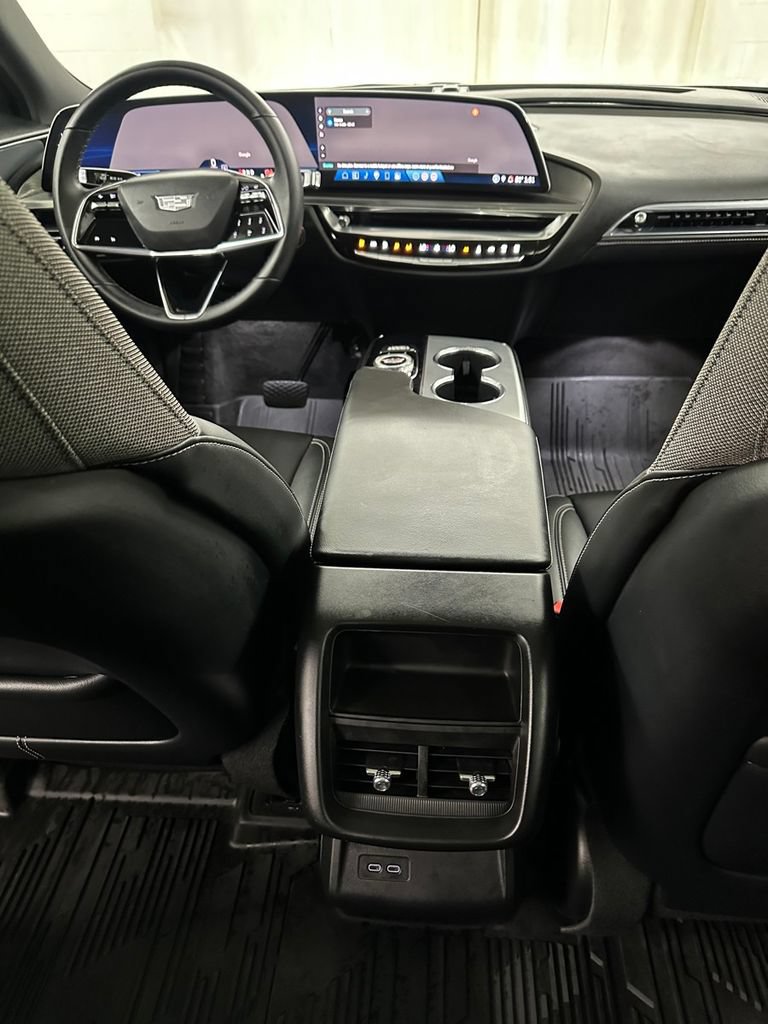 Used 2024 Cadillac Lyriq Tech w/ Driver Assist Package AWD/4WD image 24