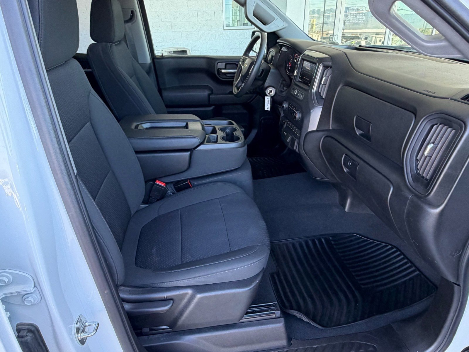 Used 2021 Chevrolet Silverado 1500 Custom w/ Safety Confidence Package image 20