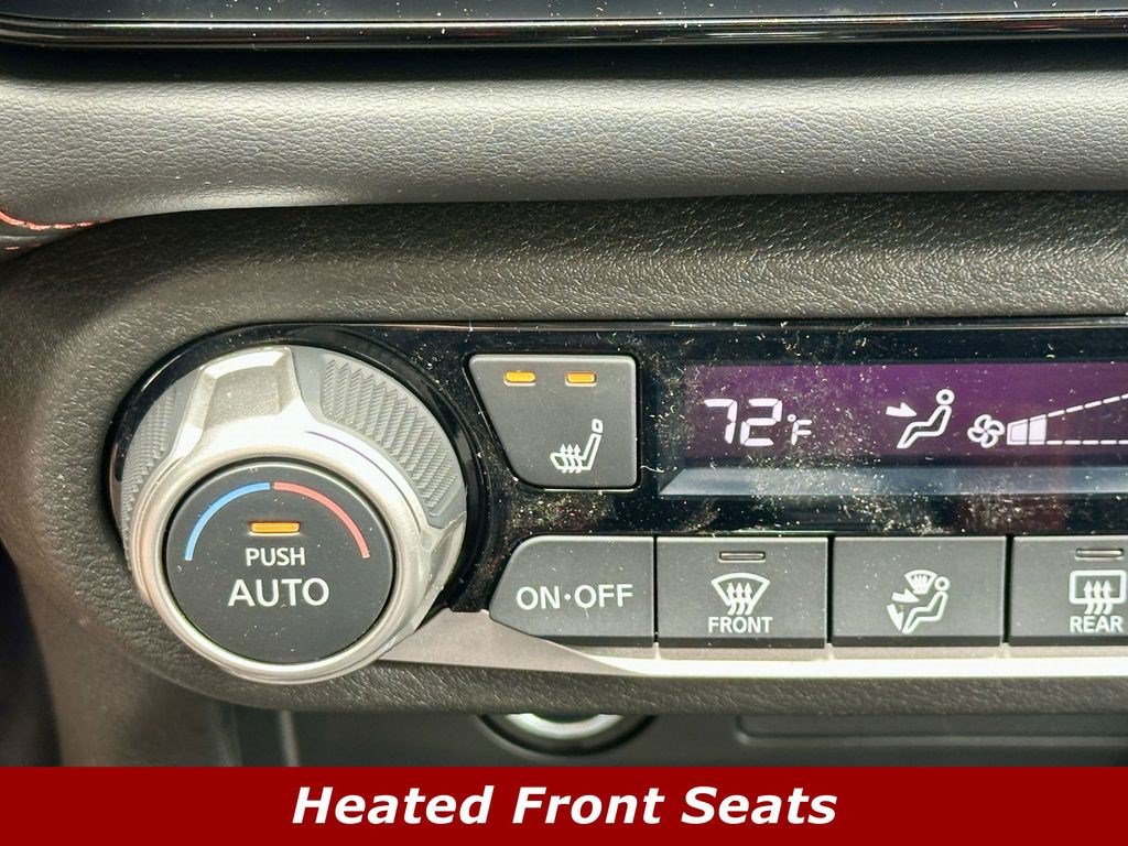 Certified 2025 Nissan Versa SR w/ Trunk Package FWD image 9