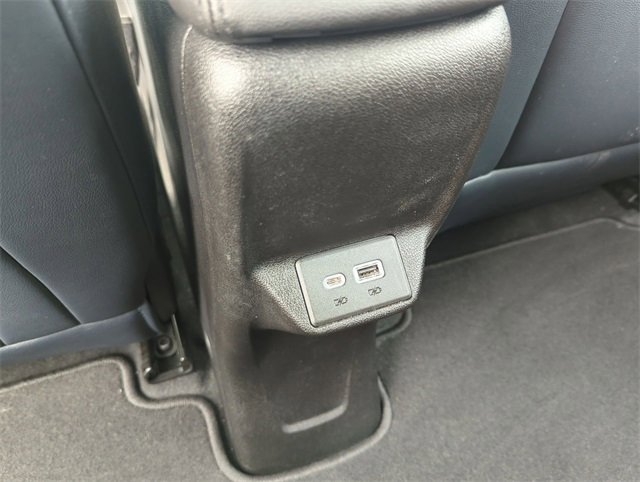 Certified 2022 Chevrolet Bolt EUV LT w/ Convenience Package image 20