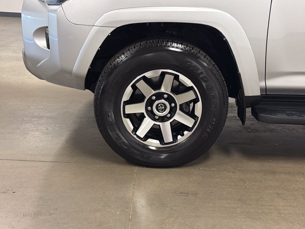 Used 2023 Toyota 4Runner TRD Off-Road AWD/4WD image 11