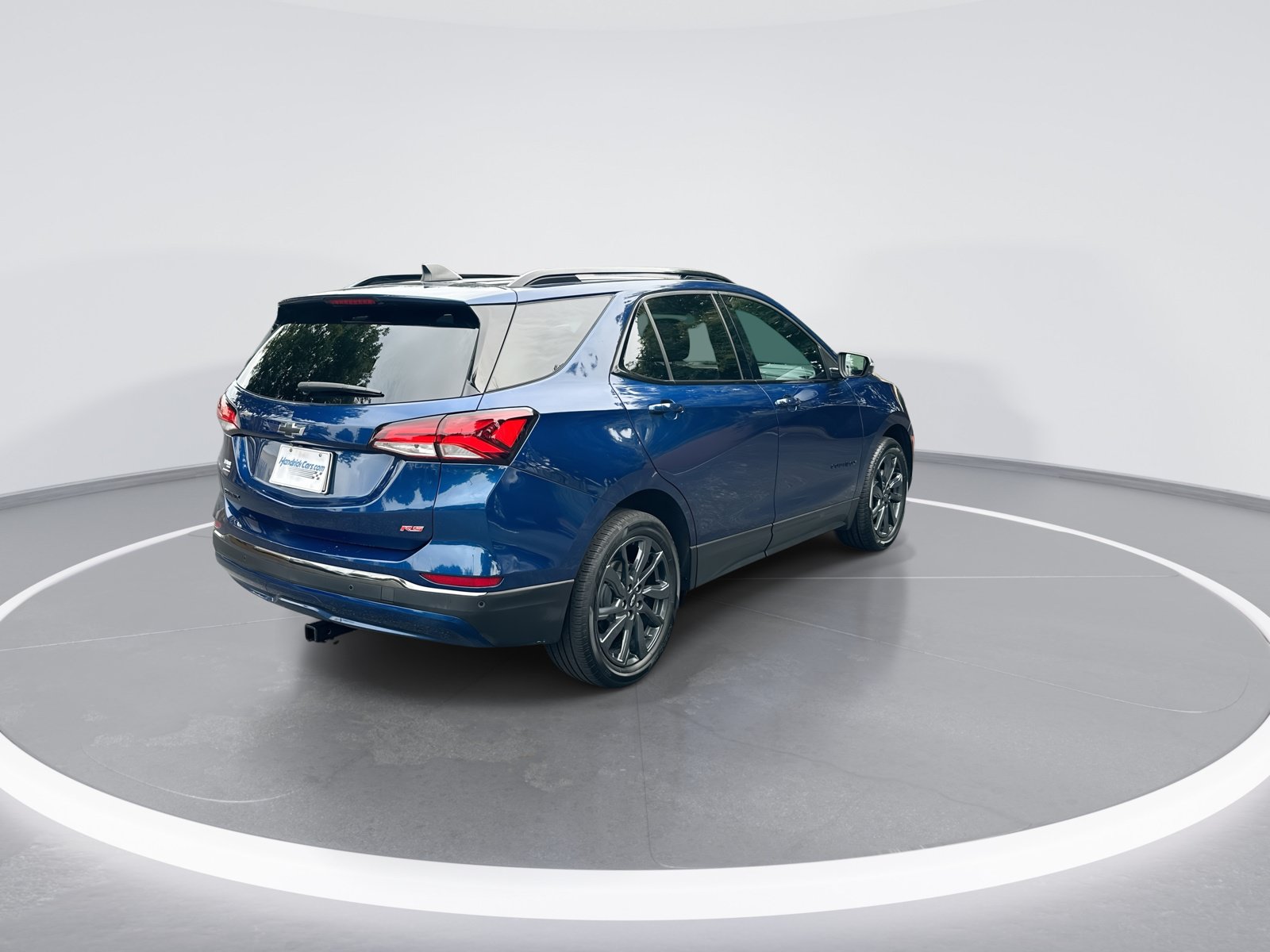 Used 2023 Chevrolet Equinox RS FWD image 9