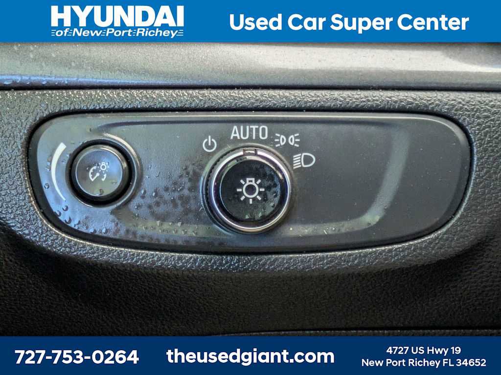 Used 2019 Buick Encore Preferred FWD image 24