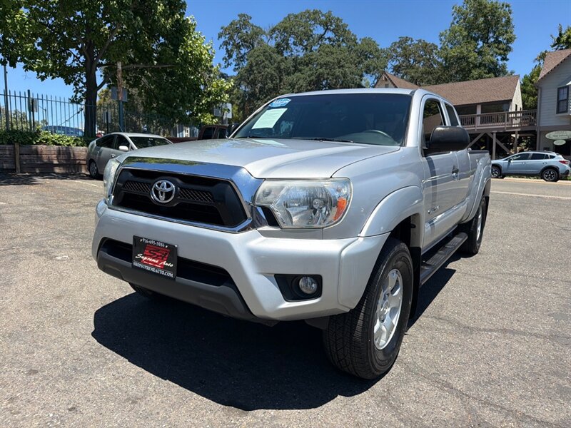 Used 2013 Toyota Tacoma PreRunner w/ TRD Off-Road Pkg RWD image 3