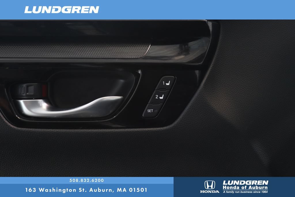 Used 2025 Honda CR-V EX-L image 12