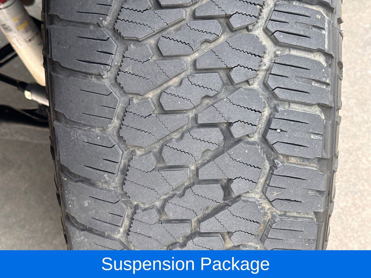 Used 2022 Chevrolet Silverado 1500 Custom Trail Boss AWD/4WD image 3