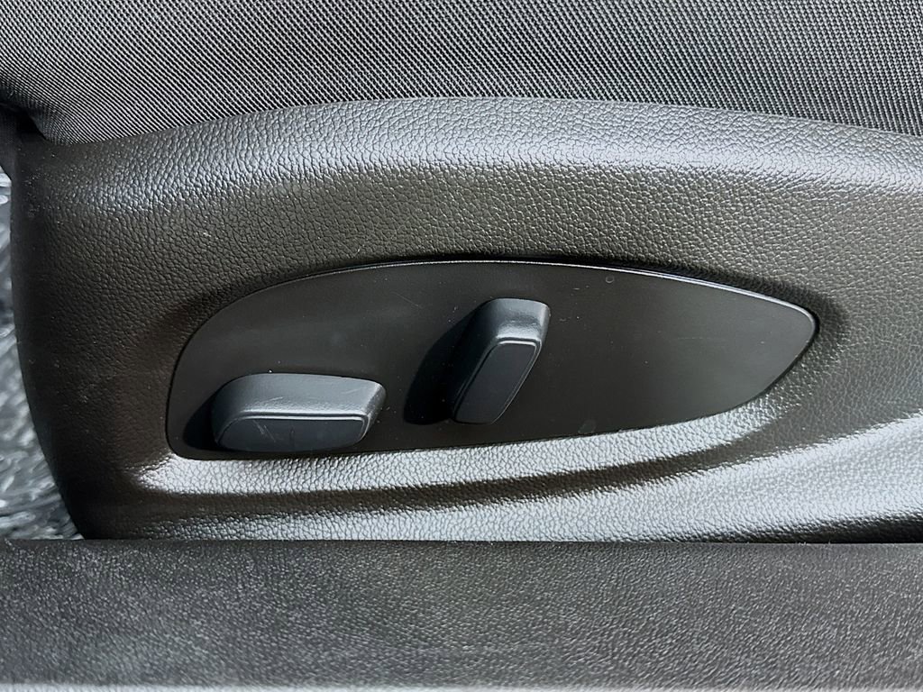 Used 2021 Chevrolet Camaro SS RWD image 19