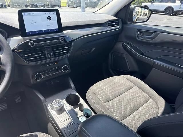 Used 2025 Ford Escape Active w/ Cold Weather Package FWD image 12