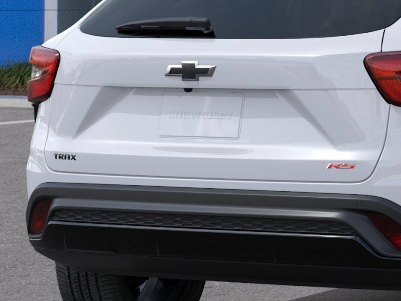 New 2026 Chevrolet Trax RS w/ Sunroof Package FWD image 24