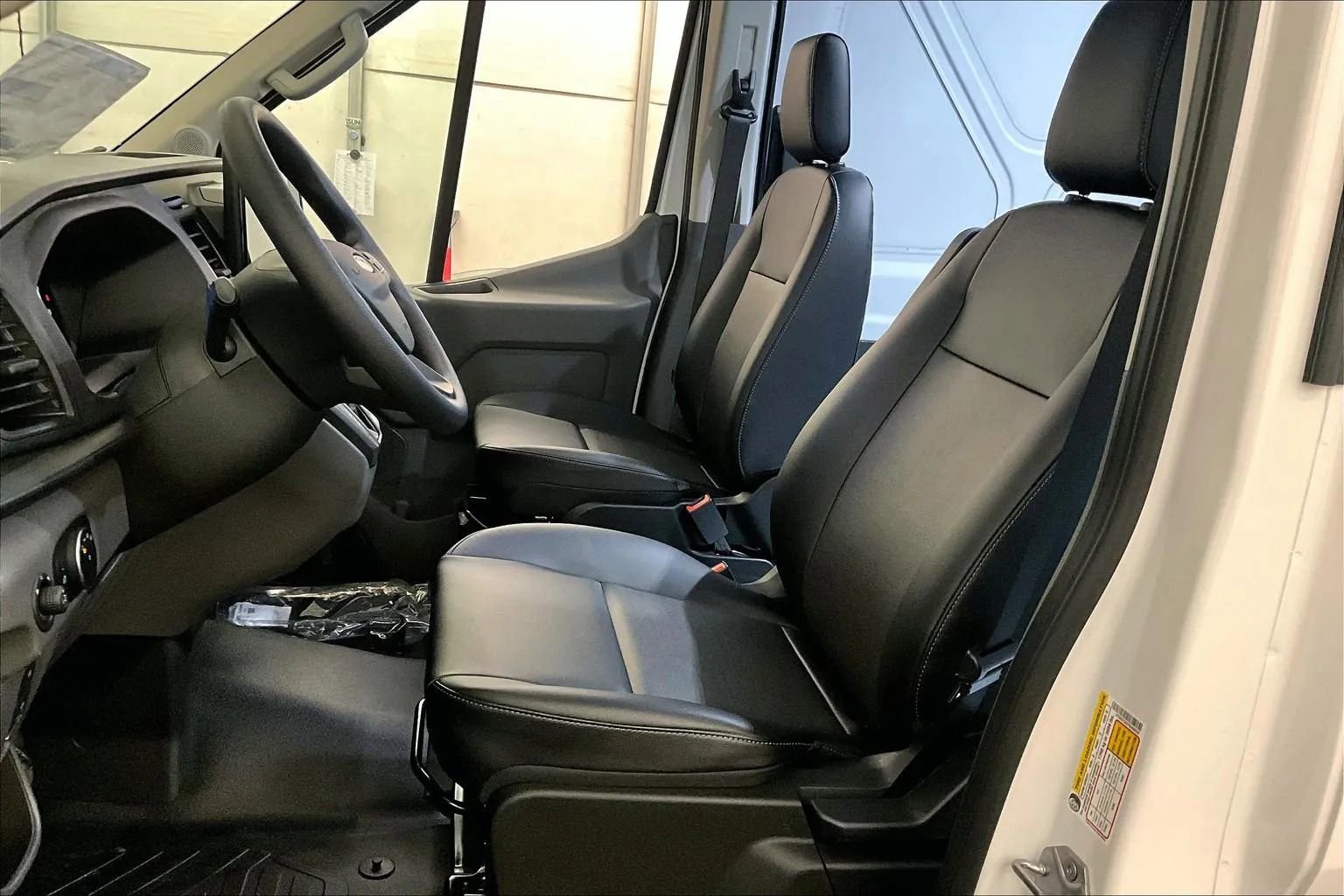 New 2026 Ford Transit 250 148 Medium Roof image 24