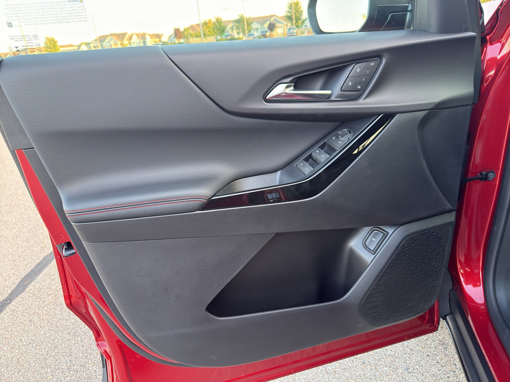 New 2027 Chevrolet Equinox RS w/ Safety and Technology Package FWD image 10