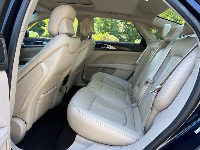 Used 2017 Lincoln MKZ Reserve AWD/4WD image 16