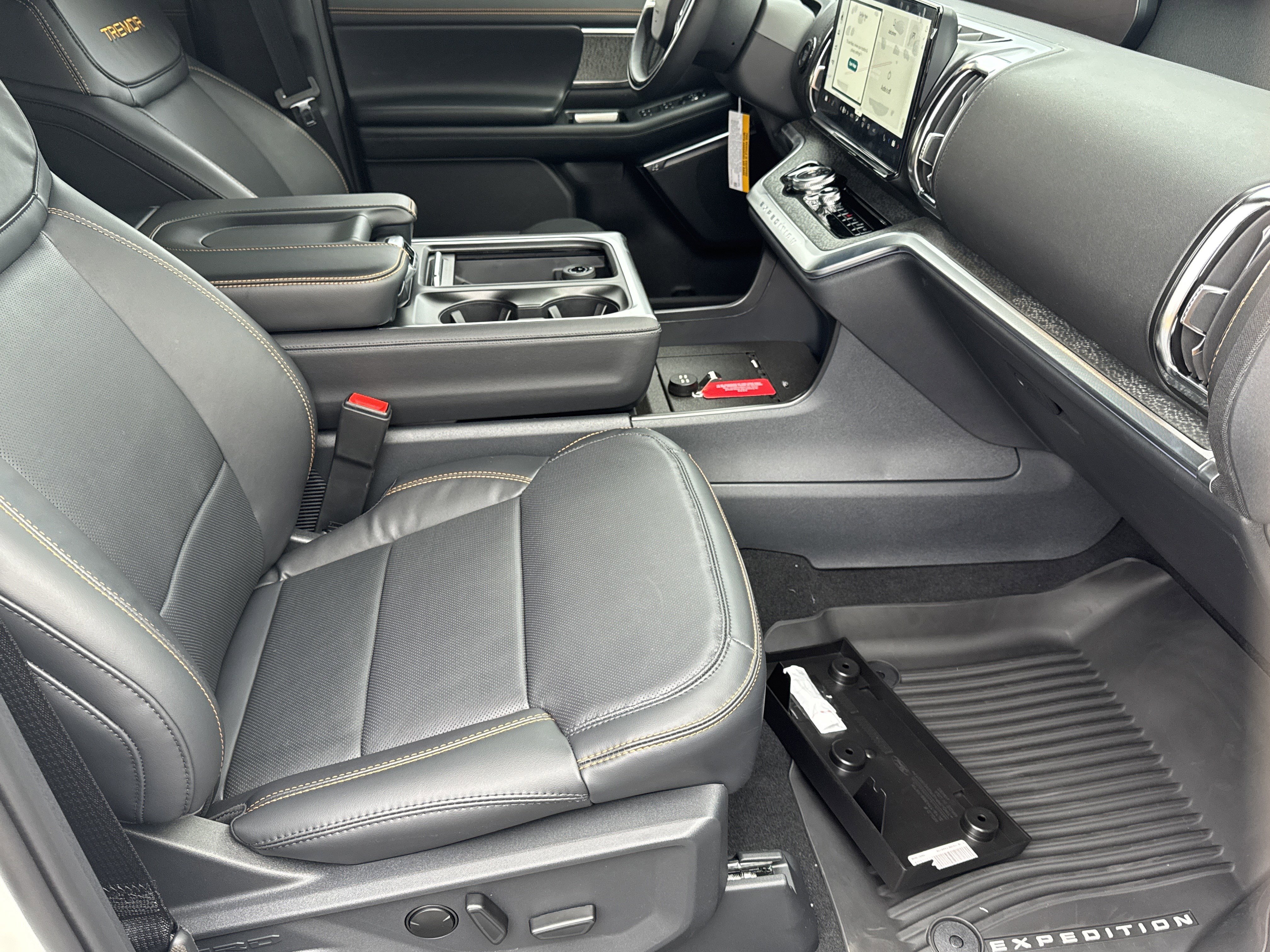 New 2025 Ford Expedition Tremor AWD/4WD image 13