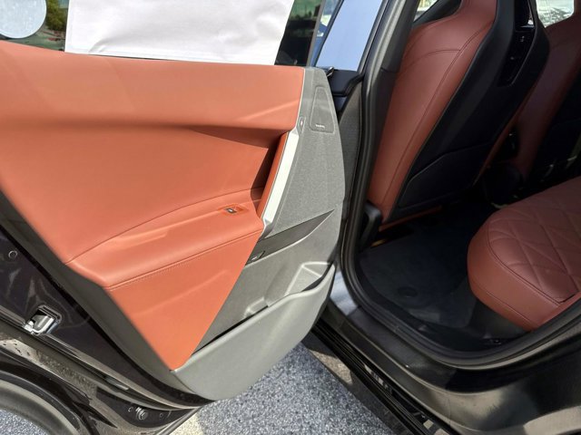 New 2026 BMW iX xDrive45 w/ M Sport Package image 13