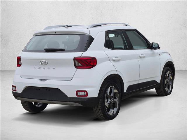 New 2026 Hyundai Venue SEL FWD image 2