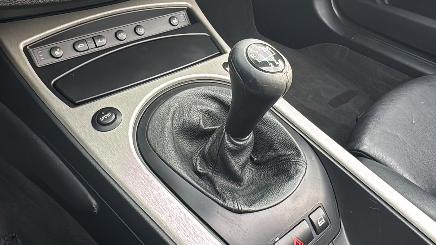 Used 2005 BMW Z4 2.5i image 27