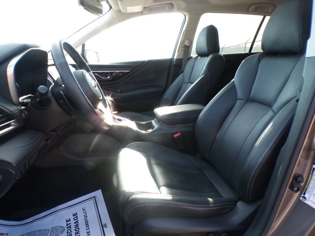 Used 2023 Subaru Outback Limited AWD/4WD image 15