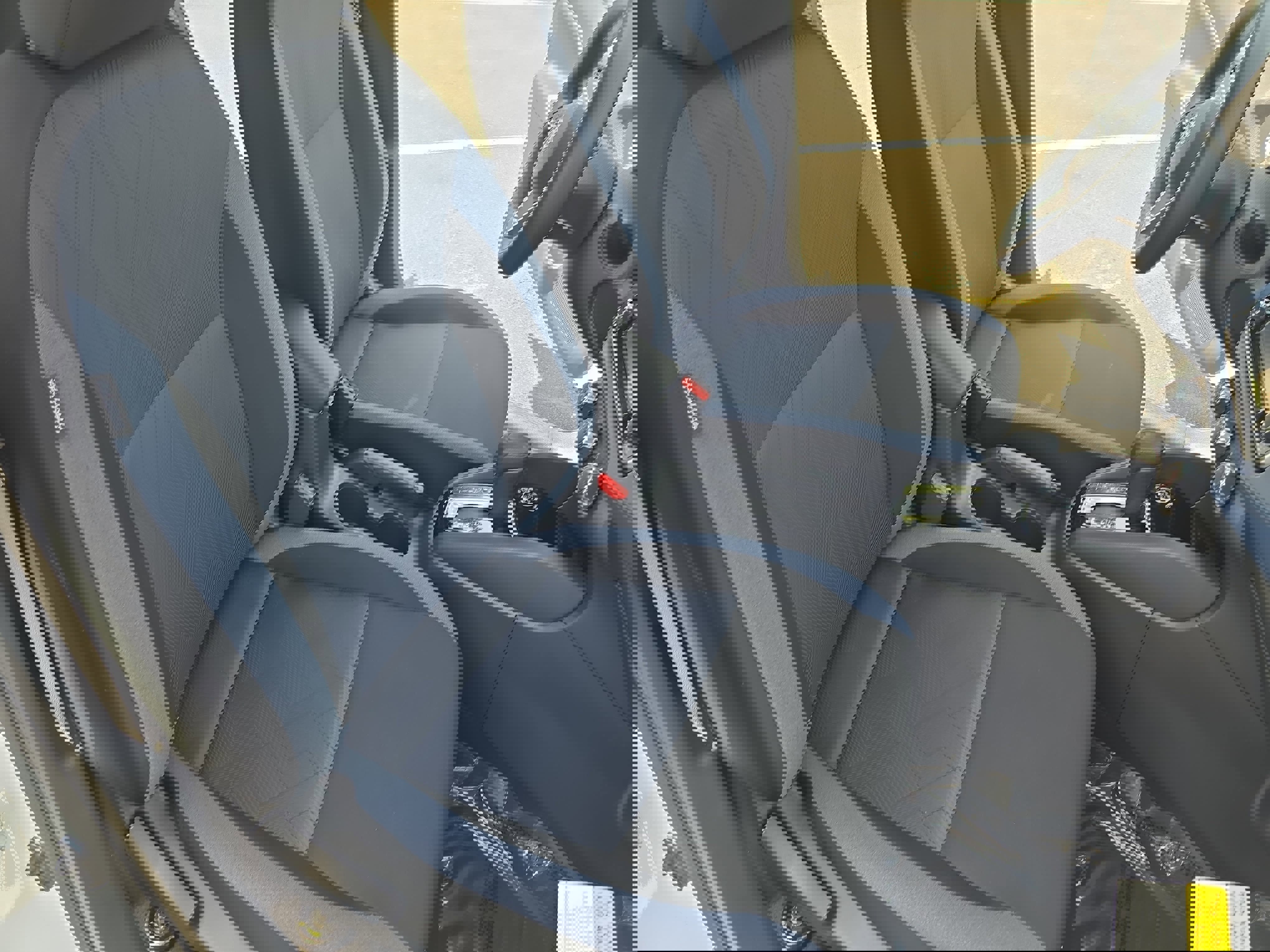 Used 2025 Nissan Versa SV w/ Trunk Package image 10