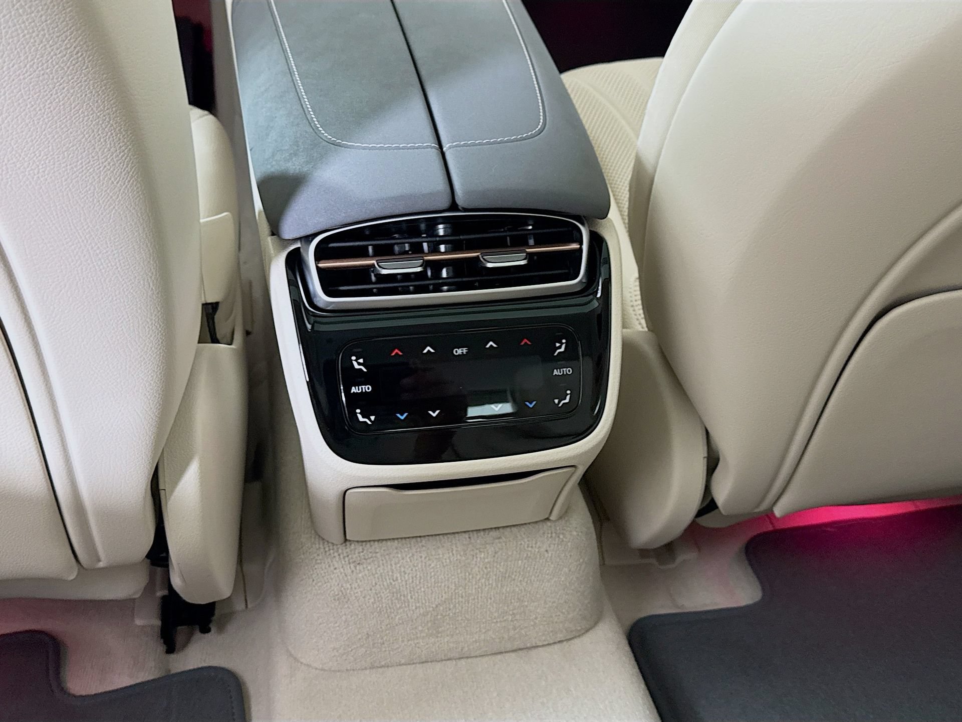 New 2026 Mercedes-Benz EQS 450+ 4MATIC Sedan image 28