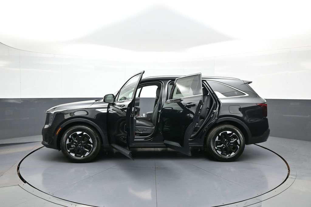 New 2026 Kia Sorento S FWD image 44