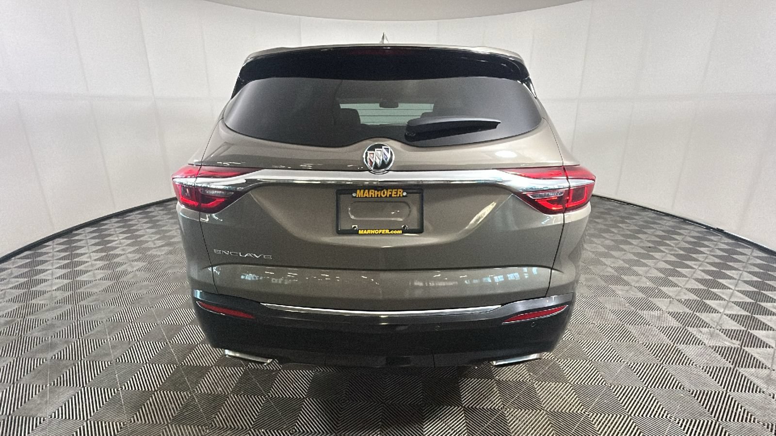 Used 2020 Buick Enclave Essence w/ LPO, Floor Liner Package FWD image 4