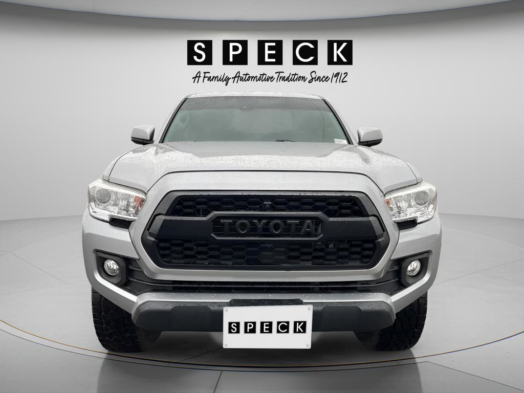 Used 2022 Toyota Tacoma SR image 8